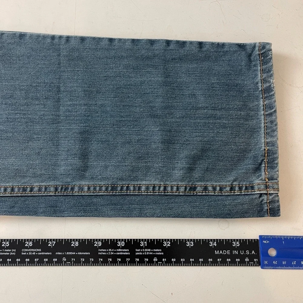 Levis Jeans Mens 36x36 Blue 559 Relaxed Straight Medium Wash Denim Grunge Y2K